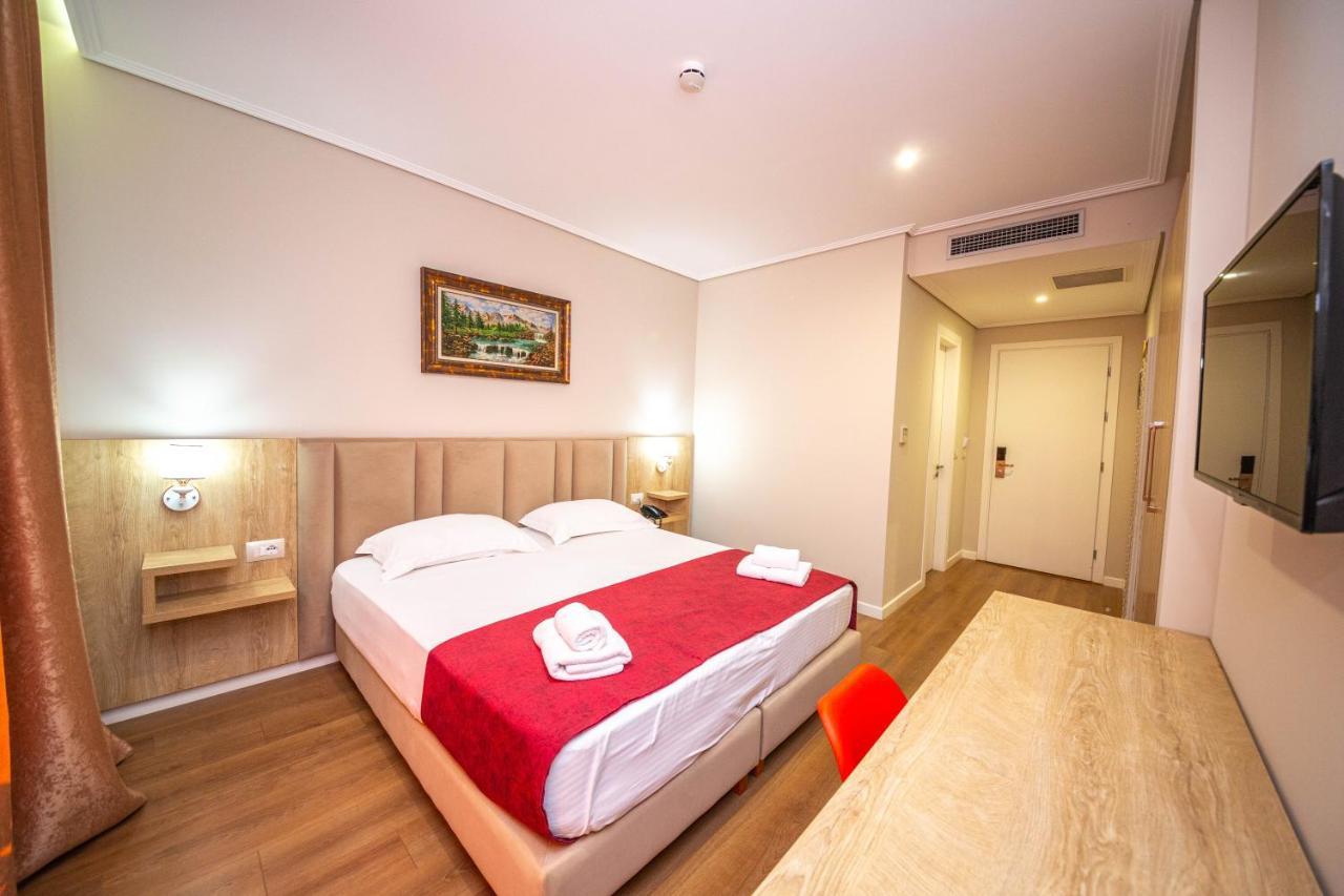 Class Hotel Ksamil Eksteriør bilde