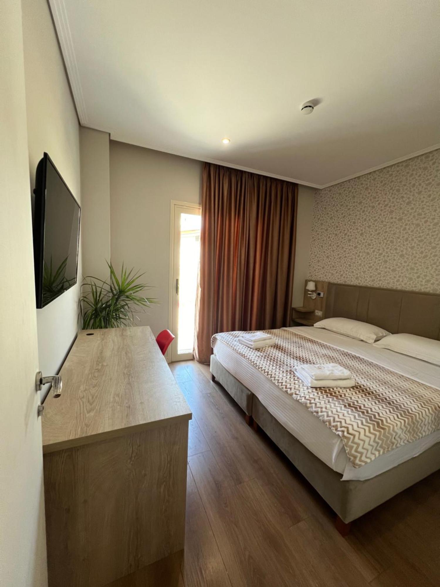 Class Hotel Ksamil Eksteriør bilde