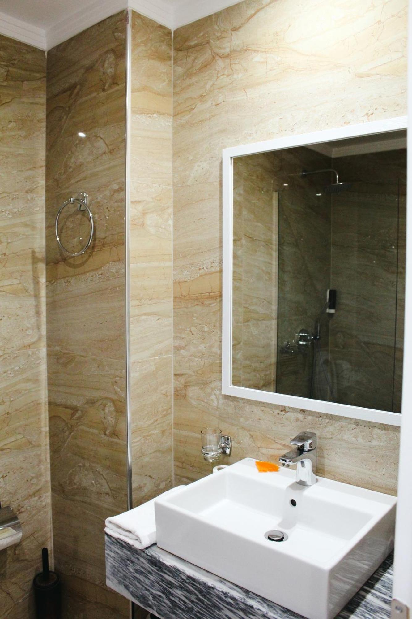 Class Hotel Ksamil Eksteriør bilde