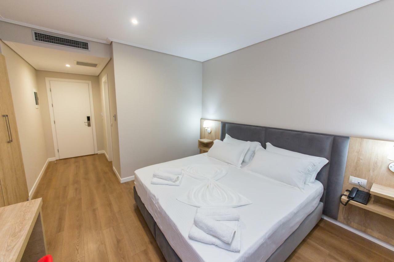 Class Hotel Ksamil Eksteriør bilde